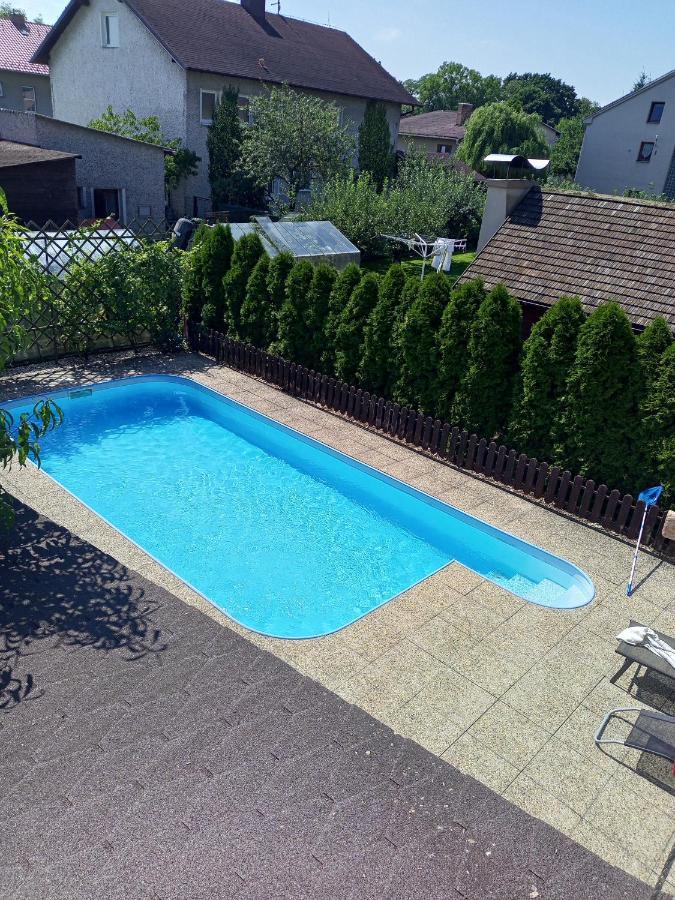 Ubytovani U Jany Hluboká nad Vltavou Exterior photo