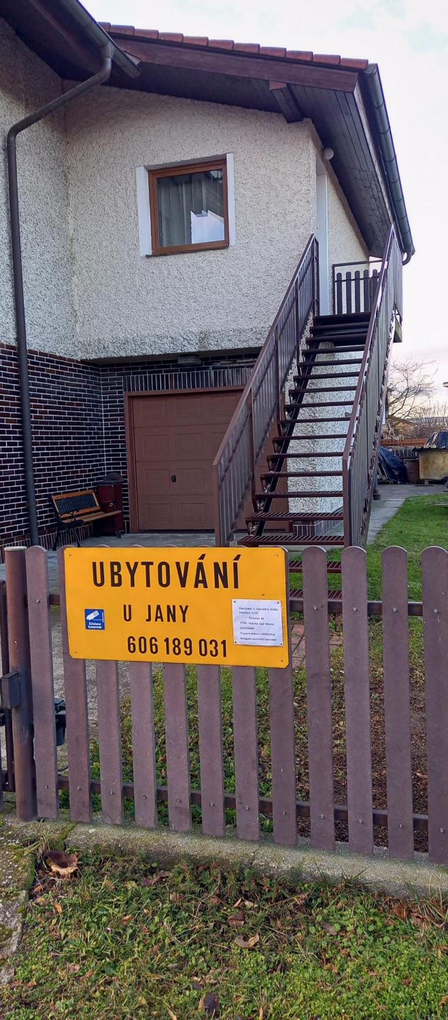 Ubytovani U Jany Hluboká nad Vltavou Exterior photo
